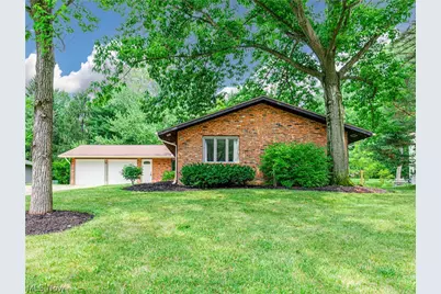 132 Parkview Drive, Aurora, OH 44202 - Photo 2