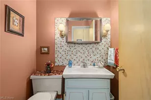 1807 Hanley Road W, Mansfield, OH 44904 - Photo 8