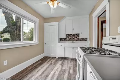 1270 Kentucky Avenue, Akron, OH 44314 - Photo 14