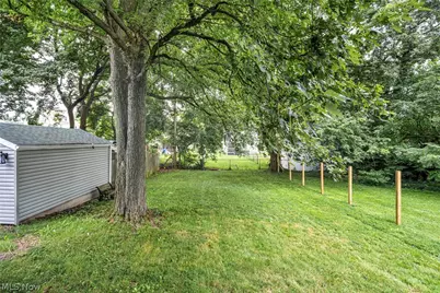 1270 Kentucky Avenue, Akron, OH 44314 - Photo 48