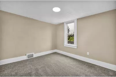 1270 Kentucky Avenue, Akron, OH 44314 - Photo 20