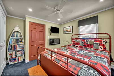 902 E 2nd Street, Port Clinton, OH 43452 - Photo 18