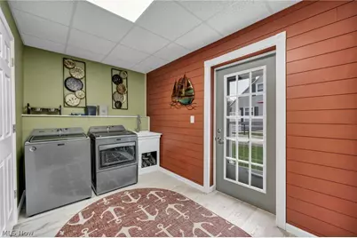 902 E 2nd Street, Port Clinton, OH 43452 - Photo 24