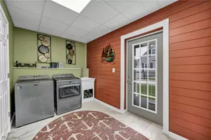 902 E 2nd St, Port Clinton, OH 43452 - Photo 24