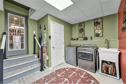 902 E 2nd Street, Port Clinton, OH 43452 - Photo 22