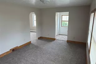 456 W Wilson St, Struthers, OH 44471 - Photo 8