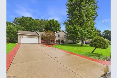 24 Maple Shade Drive, Marietta, OH 45750 - Photo 2