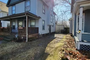 261 Harrison St, Elyria, OH 44035 - Photo 2