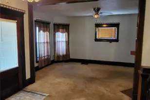 261 Harrison St, Elyria, OH 44035 - Photo 4