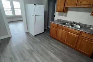 2895 E 118th St, Loveland, OH 44120 - Photo 2