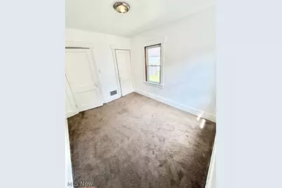 328 Marmion Avenue, Youngstown, OH 44507 - Photo 32