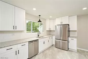 3265 Ridgewood Rd, Fairlawn, OH 44333 - Photo 4