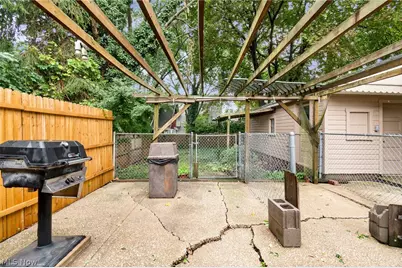 543 Allyn Street, Akron, OH 44311 - Photo 32