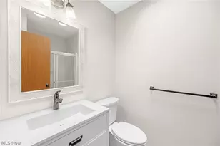 1404 Kristen Cir, Mogadore, OH 44260 - Photo 22