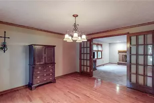 3846 Golden Wood Wy, Uniontown, OH 44685 - Photo 10