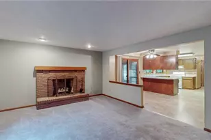 3846 Golden Wood Wy, Uniontown, OH 44685 - Photo 14