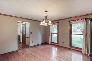 3846 Golden Wood Wy, Uniontown, OH 44685 - Photo 12