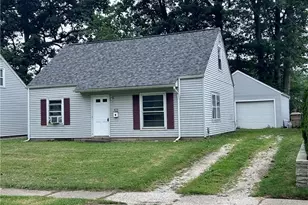 423 Victor Ave, Cuyahoga Falls, OH 44221 - Photo 1