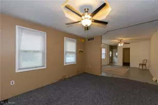827 Starkweather Ave, Loveland, OH 44113 - Photo 6