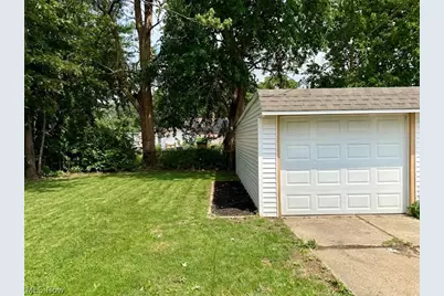 12200 Milligan Avenue, Loveland, OH 44135 - Photo 12