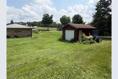 3246 Tabor Ridge Road NE, Mineral City, OH 44656 - Photo 24