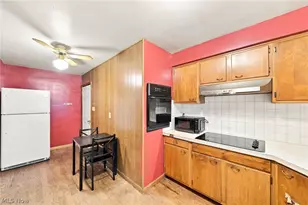 71 23rd St NW, Barberton, OH 44203 - Photo 8