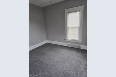 504 Jefferson Avenue, Barberton, OH 44203 - Photo 6
