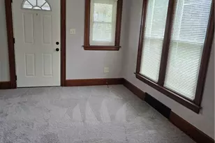 504 Jefferson Ave, Barberton, OH 44203 - Photo 2