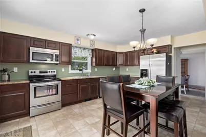 4700 Idleview Drive, Vermilion, OH 44089 - Photo 8