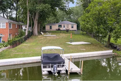 678 Portage Lakes Drive, Akron, OH 44319 - Photo 2