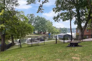 678 Portage Lakes Drive, Akron, OH 44319 - Photo 36