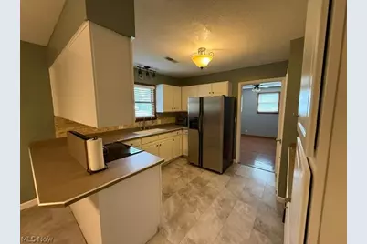 5965 South Drive, Nashport, OH 43830 - Photo 4
