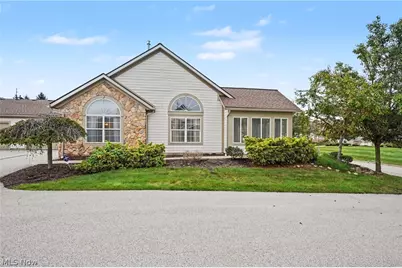604 Crossings Circle, Tallmadge, OH 44278 - Photo 2