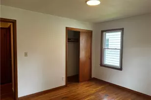 30107 Thomas St, Willowick, OH 44095 - Photo 10