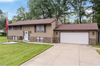 5511 Donner Drive, New Franklin, OH 44216 - Photo 2