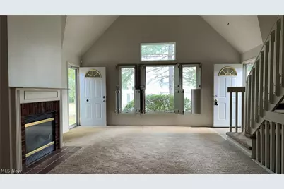 4228 Castle Ridge, Akron, OH 44321 - Photo 4