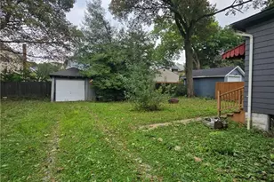 907 Delia Ave, Akron, OH 44320 - Photo 2