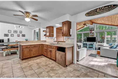 9128 Idlewood Drive, Mentor, OH 44060 - Photo 10