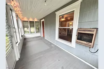 547 W Maple Street, North Canton, OH 44720 - Photo 4