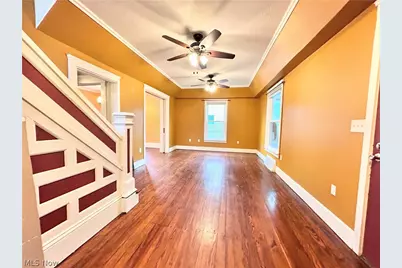 547 W Maple Street, North Canton, OH 44720 - Photo 12