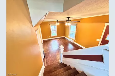 547 W Maple Street, North Canton, OH 44720 - Photo 14