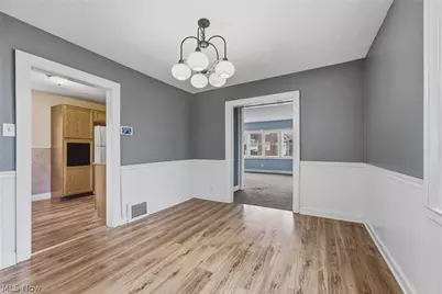 1306 Roslyn Avenue SW, Canton, OH 44710 - Photo 12