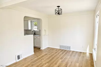 13520 Saint James Avenue, Loveland, OH 44135 - Photo 6