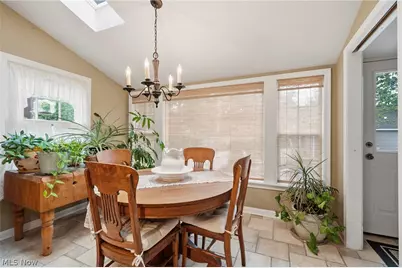 304 Castle Boulevard, Akron, OH 44313 - Photo 20