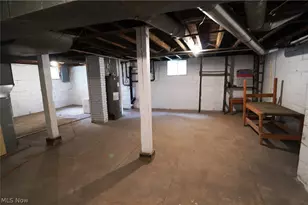 415 N 8th St, Cambridge, OH 43725 - Photo 20