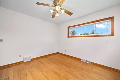 7454 Oberlin Road, Elyria, OH 44035 - Photo 14
