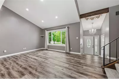1099 Westfield Circle, Painesville, OH 44077 - Photo 6