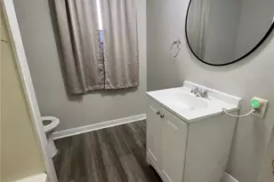 6734 Baxter Ave, Loveland, OH 44105 - Photo 10