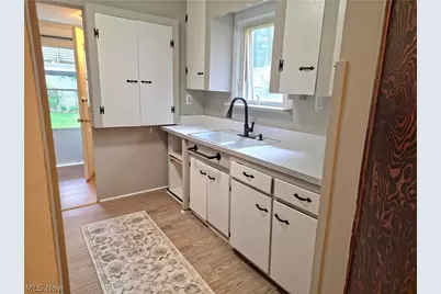 1249 E 342nd Street, Eastlake, OH 44095 - Photo 6