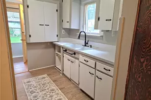 1249 E 342nd St, Eastlake, OH 44095 - Photo 6